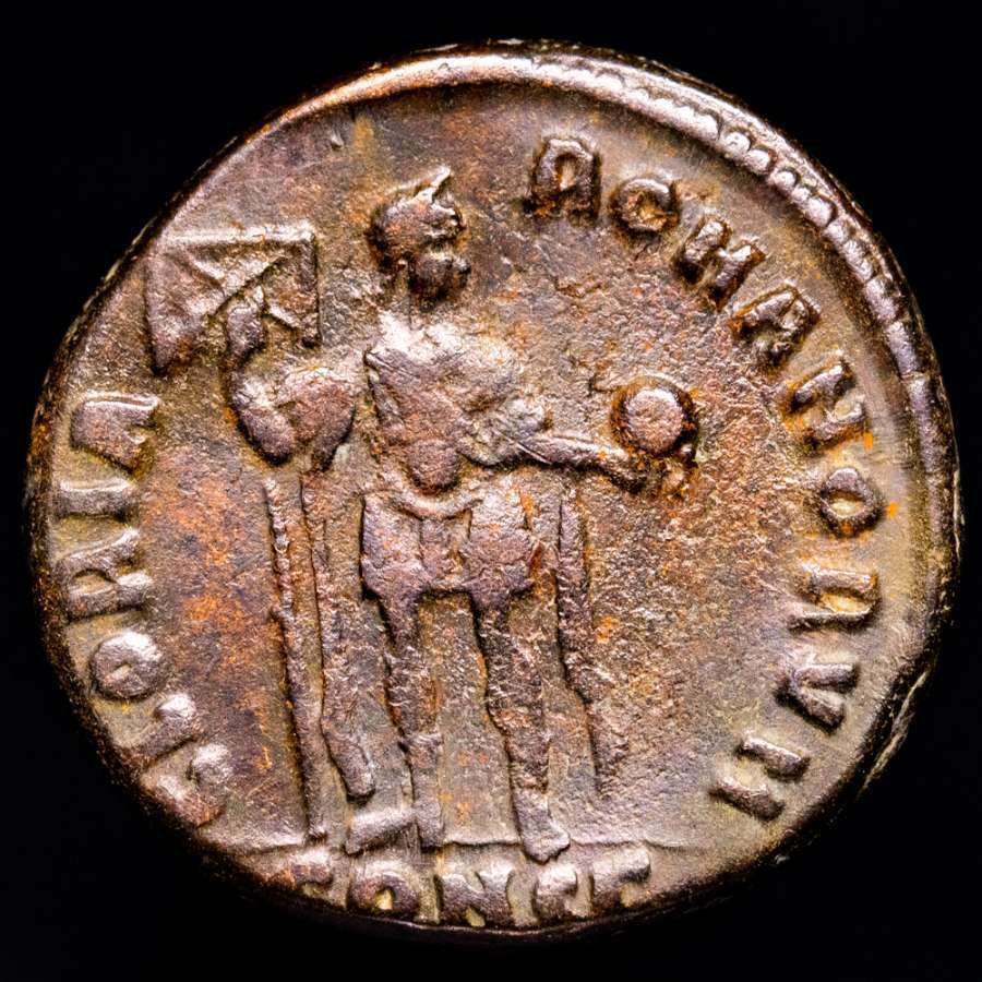 Impero romano. Arcadio (383-408 d.C.). Maiorina Constantinople mint. VIRTVS E-XERCITI, Arcadius as Virtus in military garb standing facing.  (Senza prezzo di riserva) #1.0