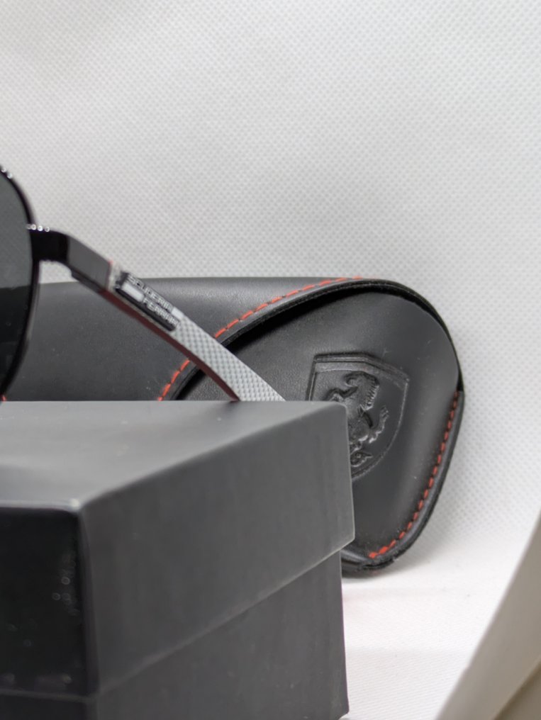 Ray-ban - Ferrari #4.3