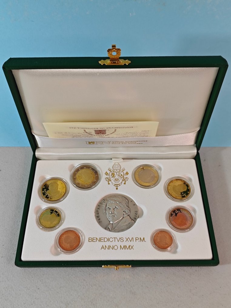 Βατικάνο. Proof Set 2010 (incl. medaglia in argento)  (χωρίς τιμή ασφαλείας) #1.0