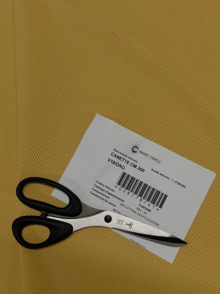 Oro caldo e texture fine – Canette d’arredo firmato Mario Cavelli - Tessuto per tappezzeria  - 570 cm - 300 cm #1.0