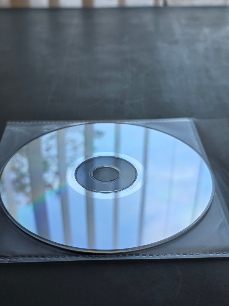 Rare & Unique Macintosh Performa Self-Running Demo CD – Dutch - Macintosh #2.1