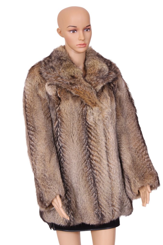 Artisan Furrier - Fur coat #4.3