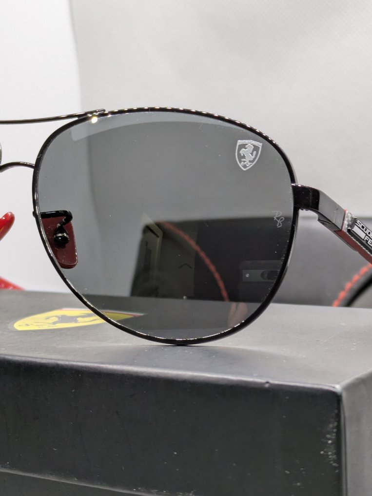 Ray-ban - Ferrari #3.2