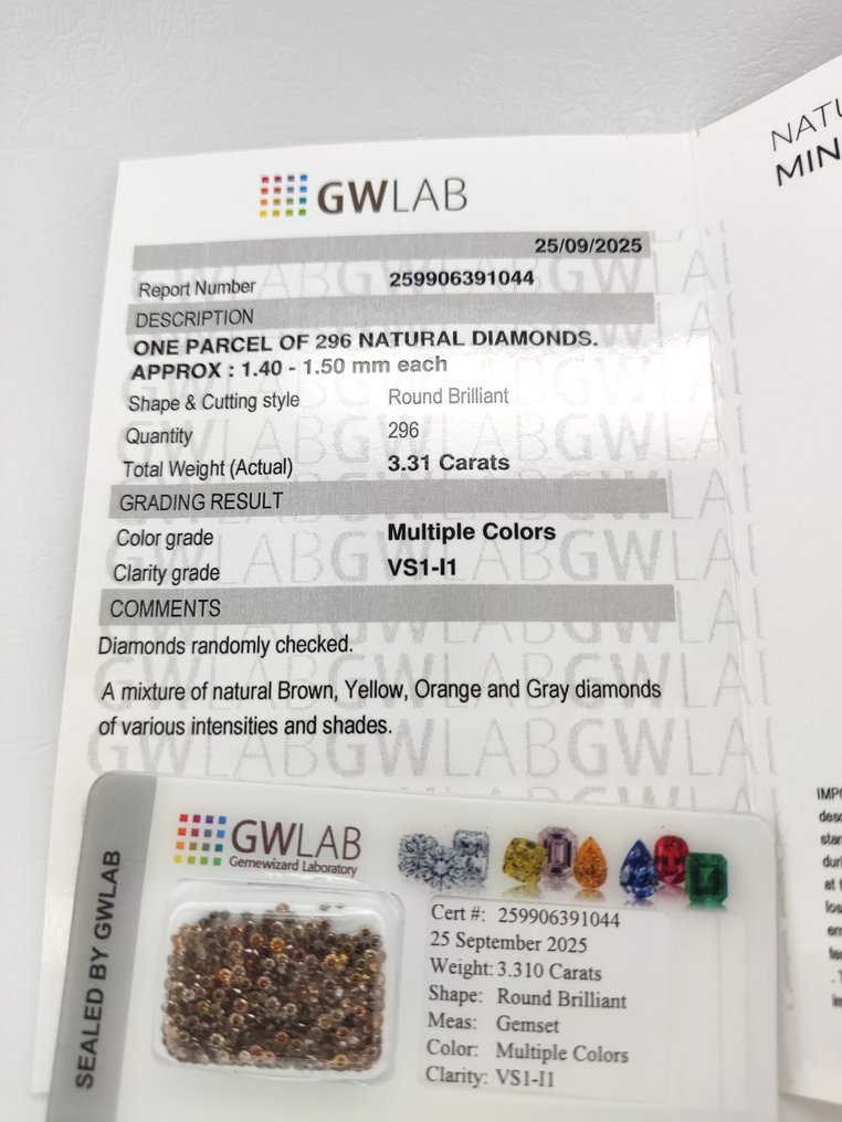 没有保留价 - 296 pcs 钻石  (天然色彩的)  - 3.31 ct - 圆形 混合色彩 - VS1 轻微内含一级, I1 内含一级 - Gemewizard宝石实验室（GWLab） #1.0
