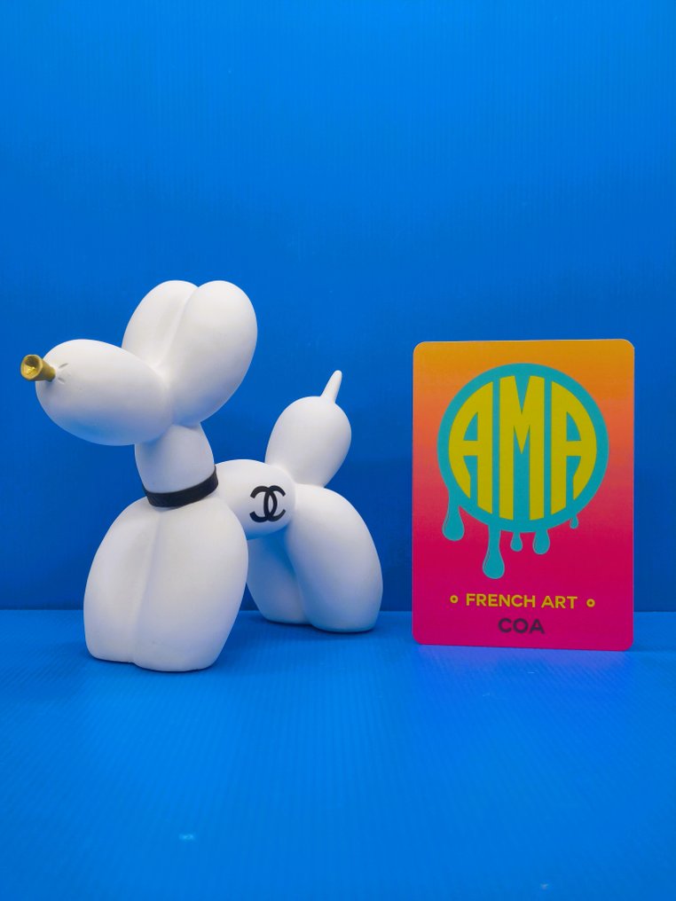 AMA • Pope (1985) - Coco Snow - Chanel #2.1