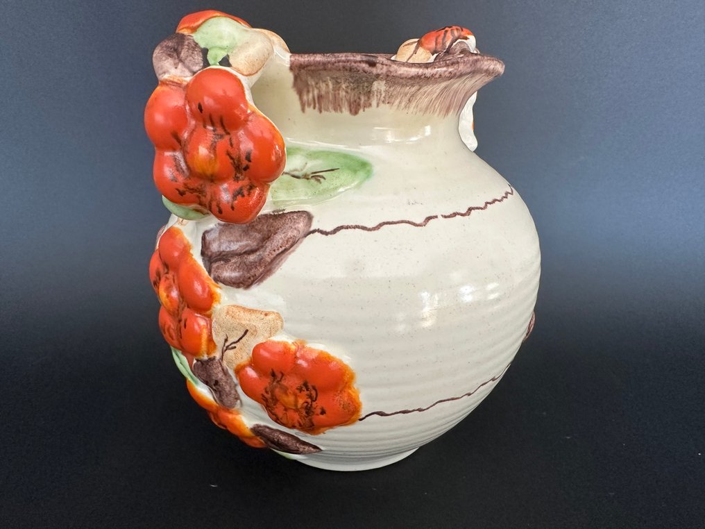 Villeroy & Boch – Decorative Vase with Relief Floral Design – Torgau, early 20th century - Vase  - Ceramic #2.1