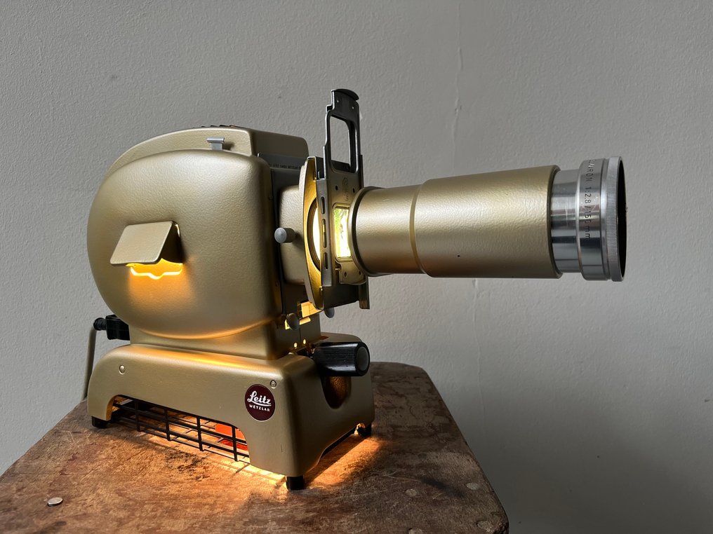 Leitz Prado Slide projector #4.3