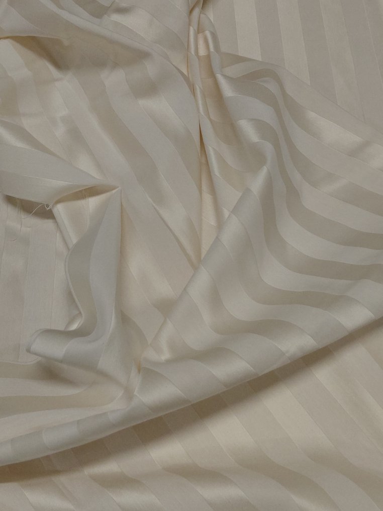 Seta di Luce – Raffinatezza firmata Mario Cavelli - 室内装潢面料  - 590 cm - 300 cm #1.0