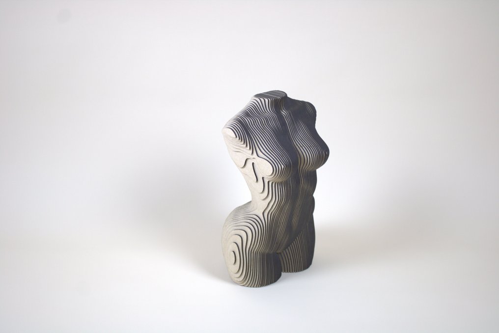 Sordile - Female Torso #1.0