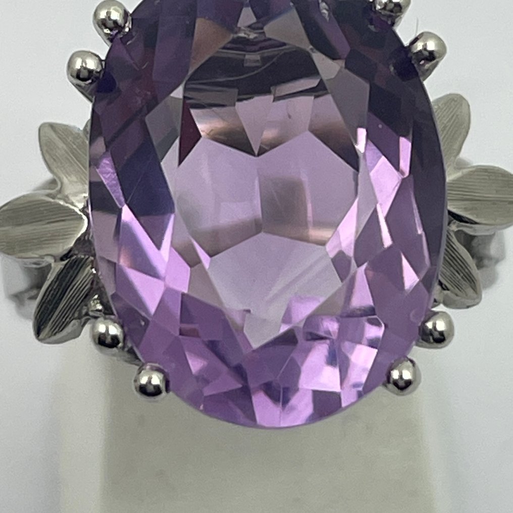 Βραδινό δαχτυλίδι - 18 καράτια Λευκός χρυσός Αμέθυστος - Έντονο χρώμα #1.0