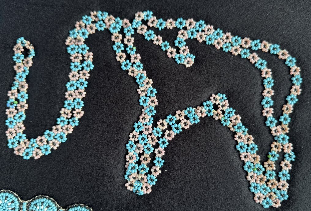 Verzameling van glaskralen sieraden - Apache - V.S.  (Zonder Minimumprijs) #3.2