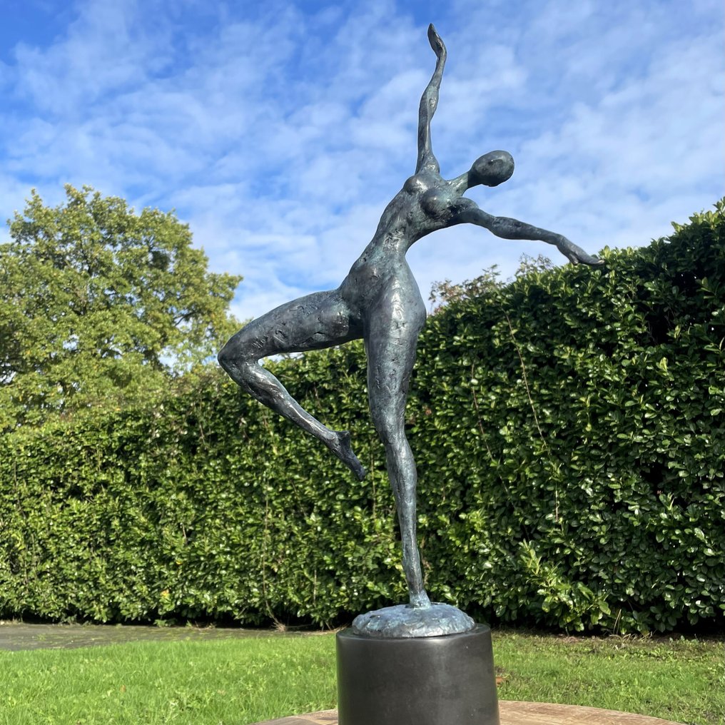 雕塑, Naakte danseres - 62.5 cm - 铜绿青铜 #1.0