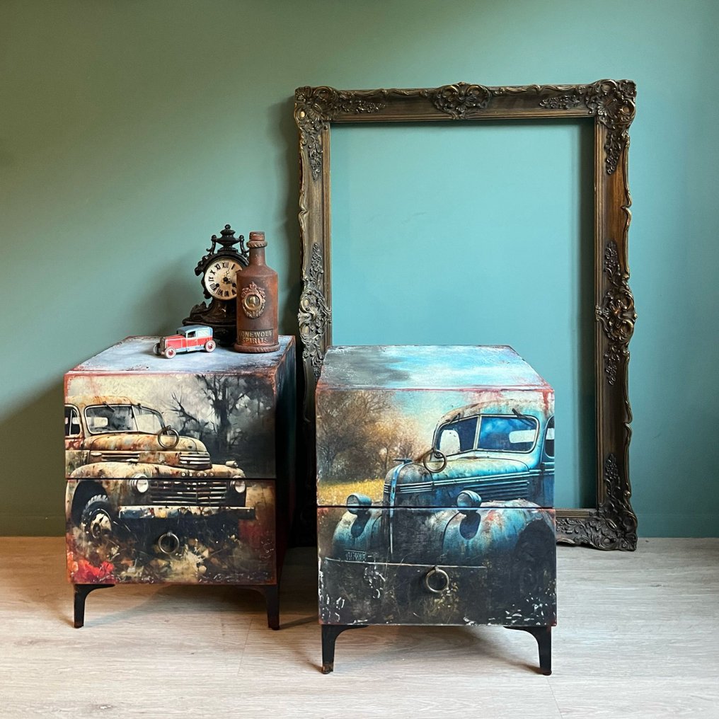 Stylish Interior - Mesita de noche (2) - Madera - Coche abandonado #1.0