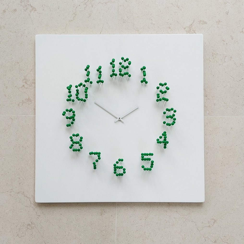wallclock / wallsculpture - JAN PAUL -  Design Træ, Metal - 2025 - MOCAP illusionistisk ur #1.0