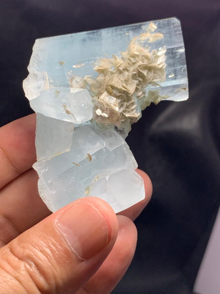 Super gruppo estetico acquamarina Cristallo - Altezza: 55 mm - Larghezza: 70 mm- 140 g - (1) #1.0