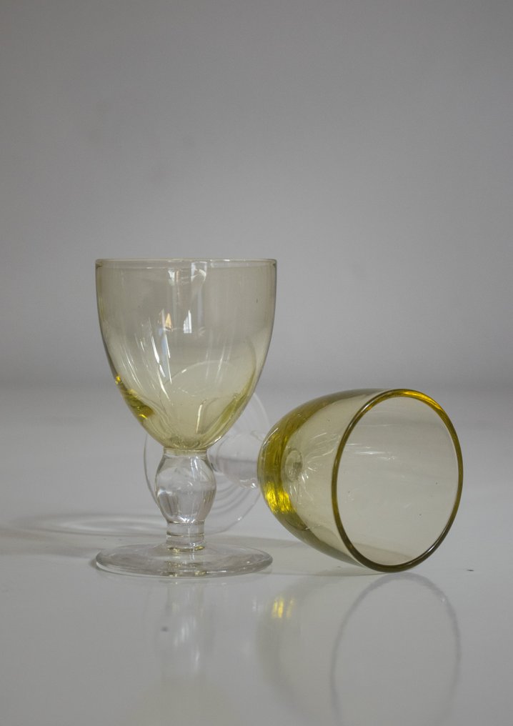 Ribes Atelier - Maryana Iskra - Conjunto de copos de bebidas diversas (7) - Conjunto de seis copos de licor completos com garrafa. - Vidro Murano - Frete Grátis #1.0