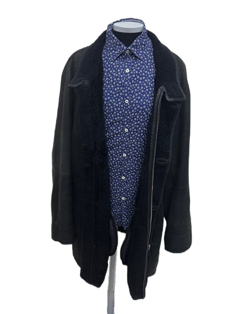 Christ, Other brand - Fur coat #1.0