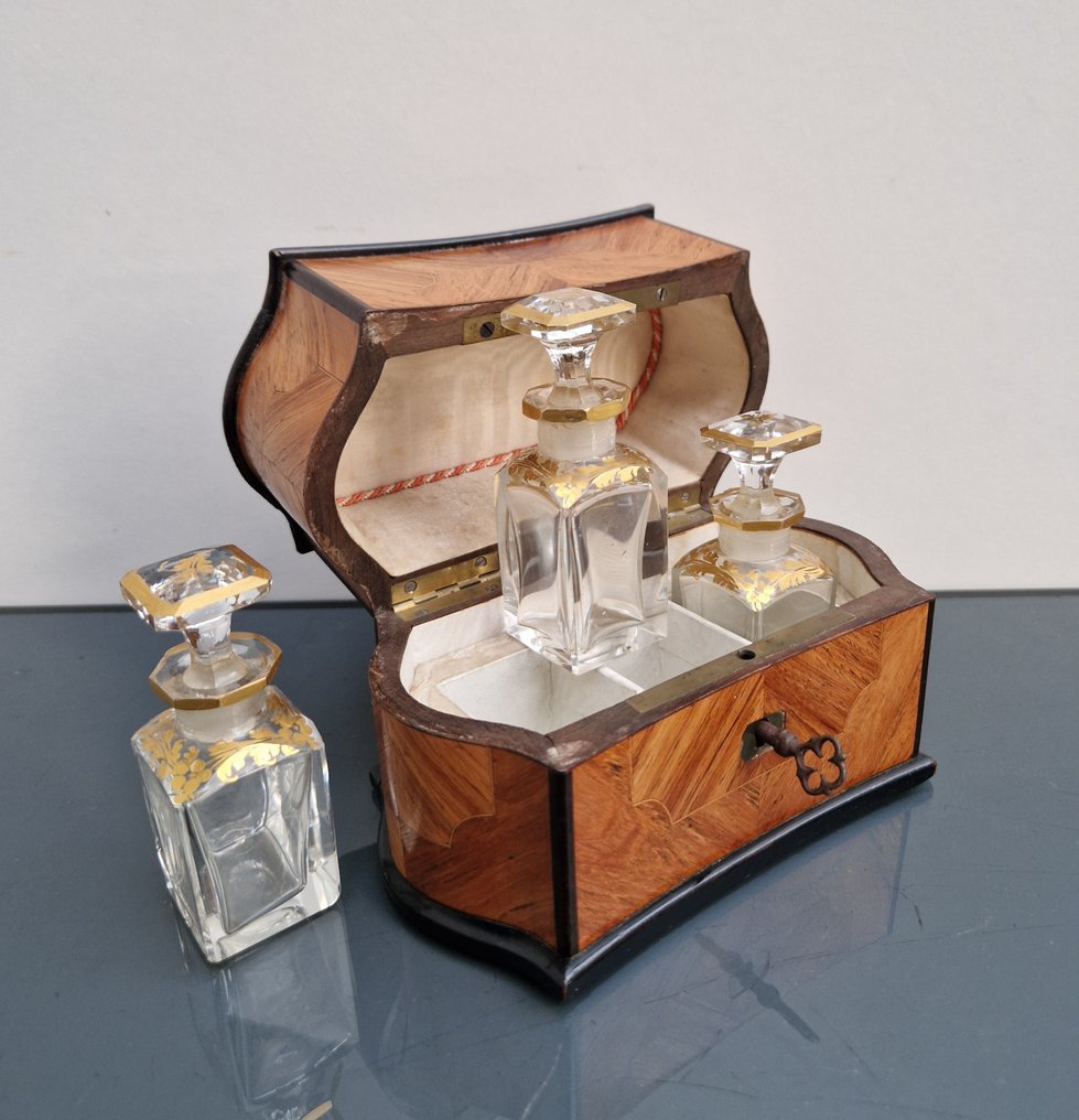 Cave à Parfums d'époque - 香水瓶 - 絲, 黃銅, 金色, 水晶, 玫瑰木，黑色木 - 收藏品 #1.0
