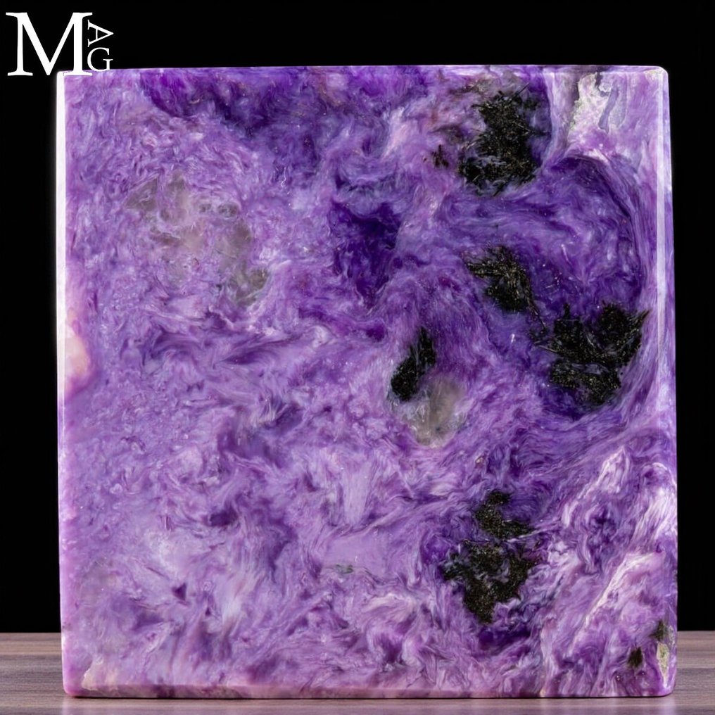Rare Mineral - First Quality - Charoite Cube - Altezza: 60 mm - Larghezza: 60 mm- 597 g #1.0