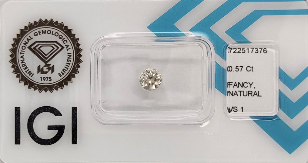 没有保留价 - 1 pcs 钻石 (天然色彩的) - 0.57 ct - 圆形 - Fancy light 稍帶灰色的, 稍帶棕色的 黄色 - VS1 轻微内含一级 - 国际宝石研究院(IGI) #1.0