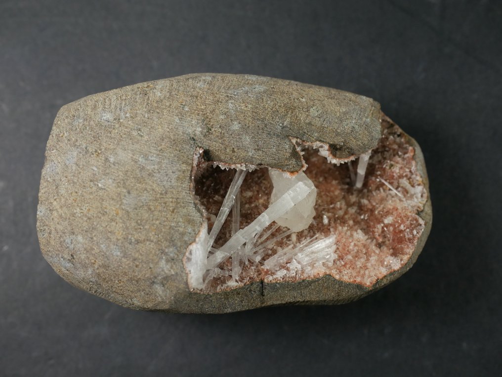 Scolecite Geode - Height: 8 cm- 190 g #3.2