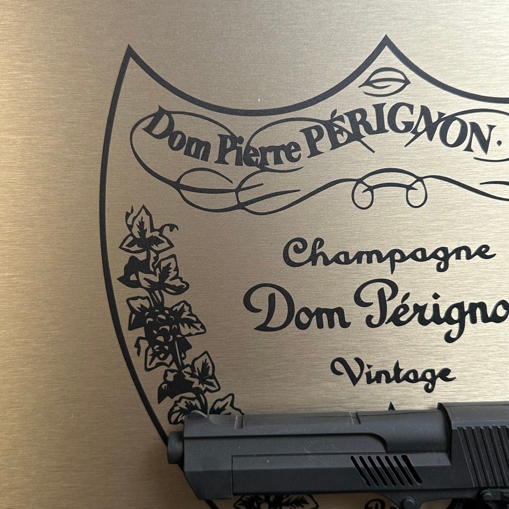 Daluxe Art - 1999 • Dom Pérignon Gun #2.1