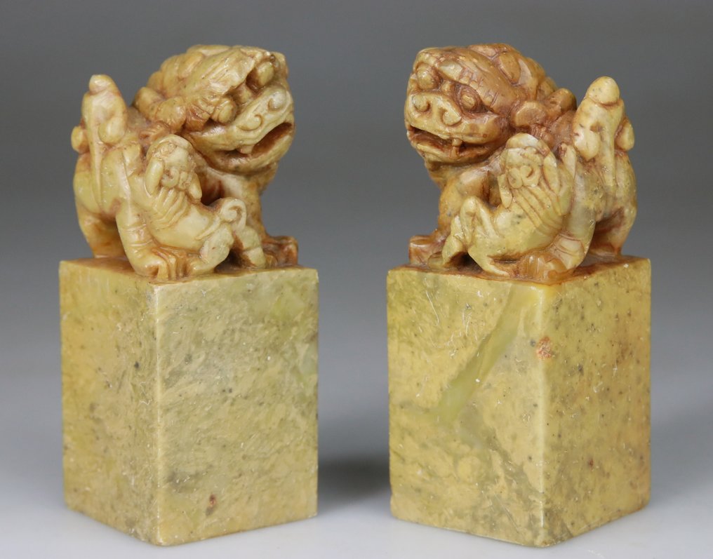 Ζευγάρι Κινέζικες σφραγίδες, γλυπτά Qilongs - Λιοντάρι - Σαπουνόχωμα - Κίνα - Early 20th century #1.0