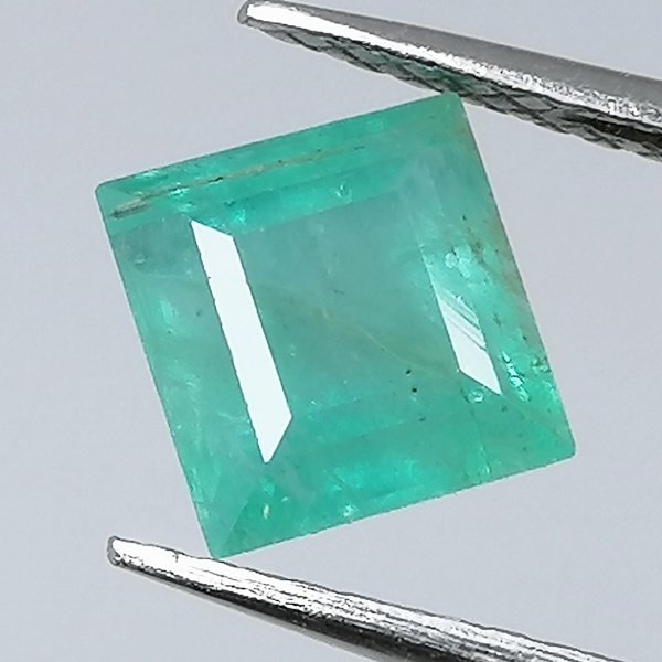 1 pcs Πράσινο Σμαράγδι - 1.28 ct - Instituto Gemólogico Español (IGE) - Μικρό πετρέλαιο #1.0