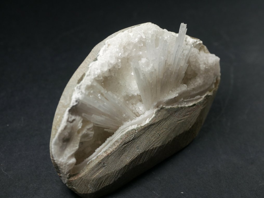 Scolecite Geode - Altezza: 10.5 cm- 260 g #1.0