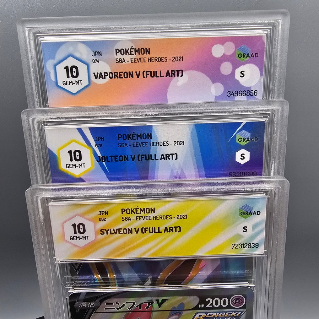 3 Graded card - Eevee Heroes! Eeveelution x3 SR Ultra Rare - Graad 10 #1.0