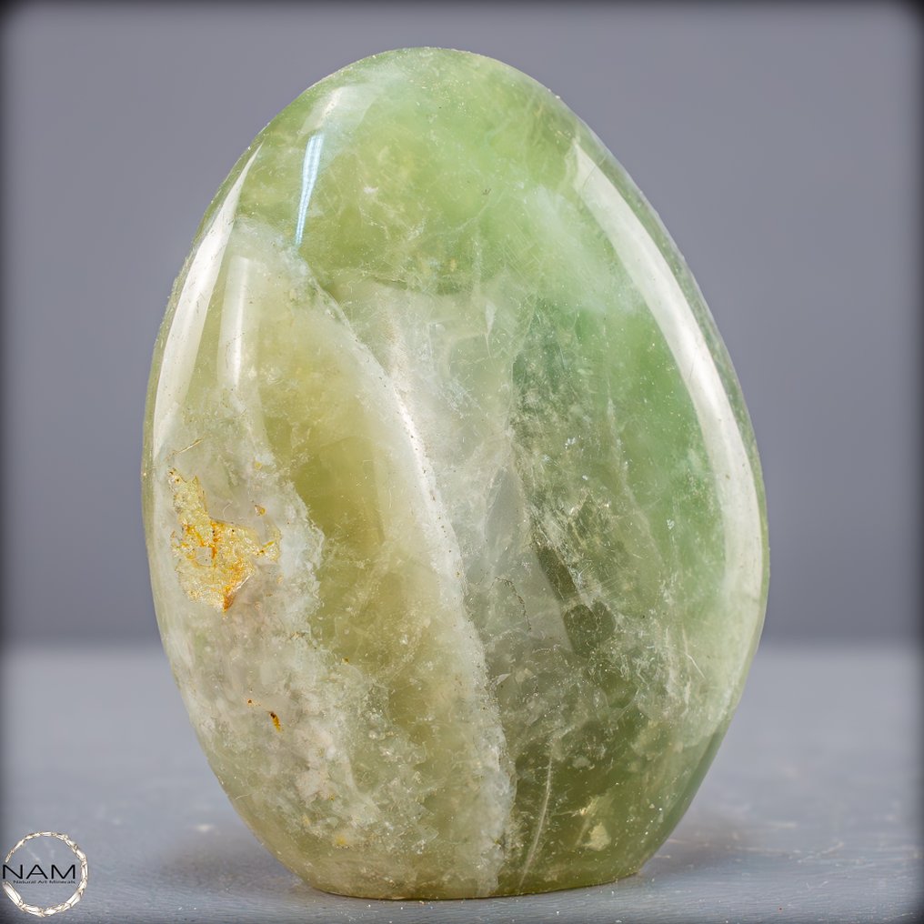 天然绿色萤石晶体 自由形式- 758.58 g #3.2