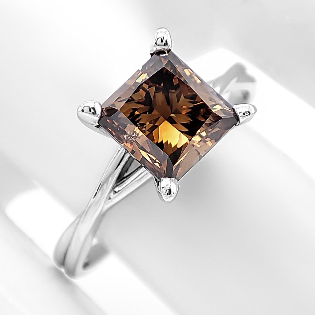 沒有保留價 - 戒指 - 14 克拉 白金 - 2.05ct. tw. 鉆石 (天然彩色) - IGI 证书 #1.0