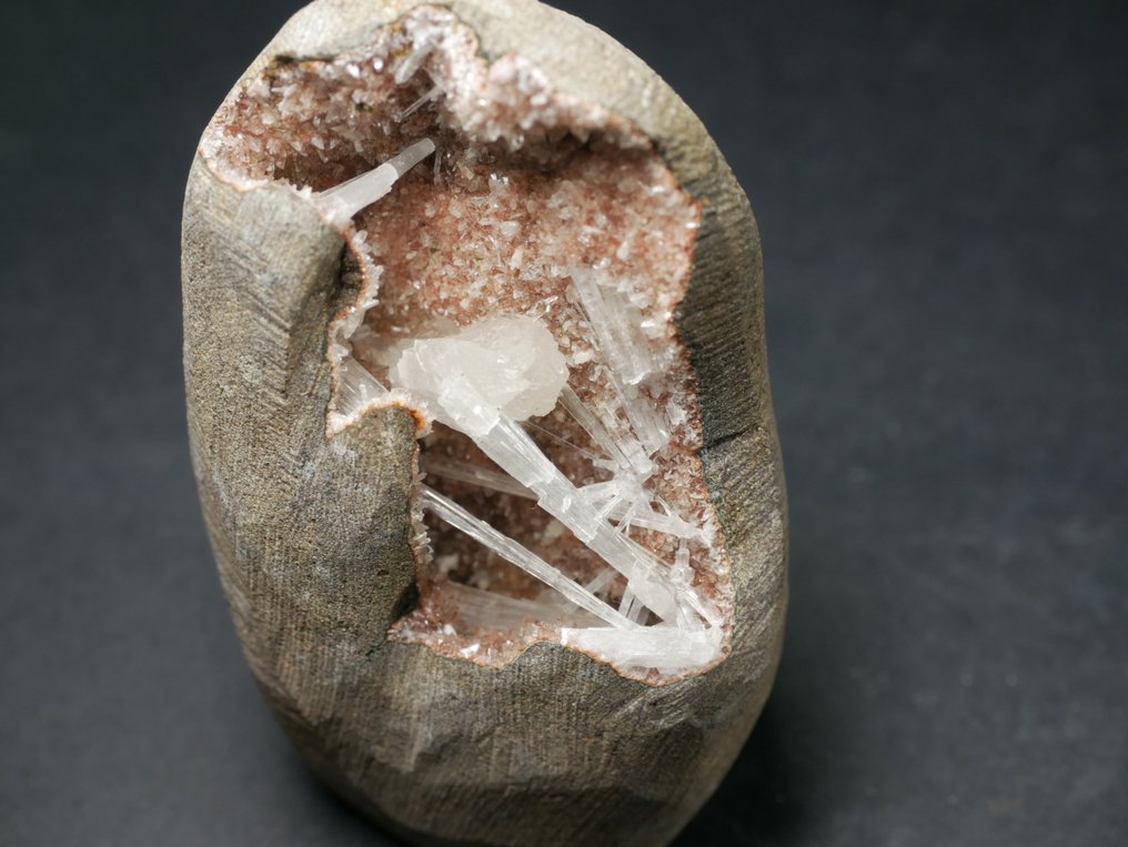 Scolecite Geode - Height: 8 cm- 190 g #2.1