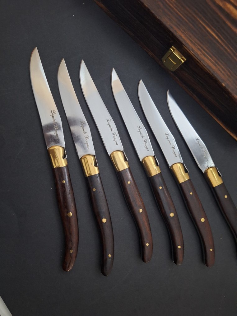 K.Roman K.Romain  - Kitchen knife - Kitchen knife set -  La Coutellerie De Romain Laguiole Bougna Kitchen Knives Prestigious Presented in Box - Steel, Bone, Wood - France #1.0