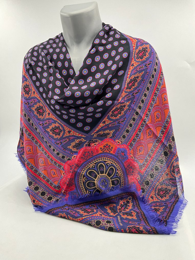 Saint Laurent - 135/135 cm sans étiquette - Stola (sjal) #1.0