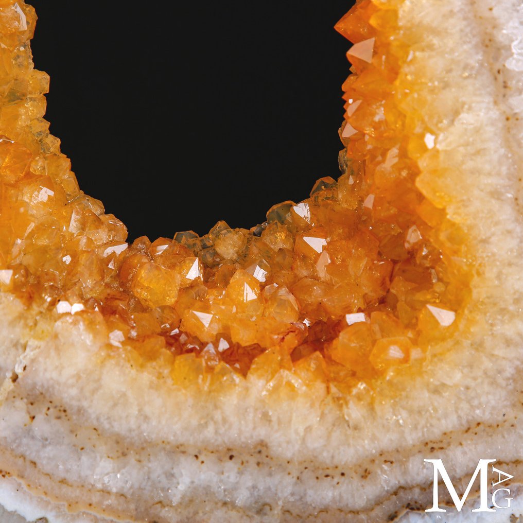 Crystals Portal Madeira Citrine Geode – pierścień z plastrami - Wysokość: 355 mm - Szerokość: 265 mm- 7948 g #4.3