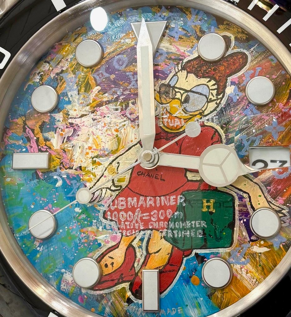 Le Youn (XX) - Horloge Murale Style Rolex Daisy Duck #1.0
