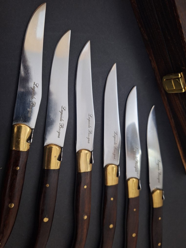 K.Roman K.Romain  - Kitchen knife - Kitchen knife set -  La Coutellerie De Romain Laguiole Bougna Kitchen Knives Prestigious Presented in Box - Steel, Bone, Wood - France #1.0