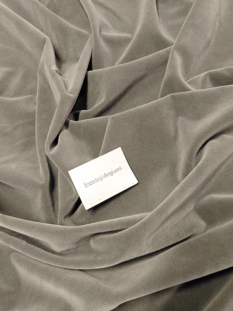 “Velvet Pearl” – L’Equilibrio Perfetto tra Luce e Morbidezza - Tissu d’ameublement - 605 cm - 140 cm #1.0