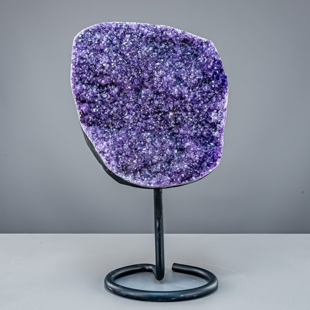 紫水晶簇放在底座上——闪耀的自然之美与永恒优雅 乌拉圭的Druse在支架上- 6247.85 g #1.0