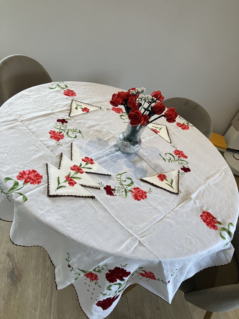 Tablecloth (7) - 145 cm - 147 cm - Handmade w/ 6 Napkins #1.0
