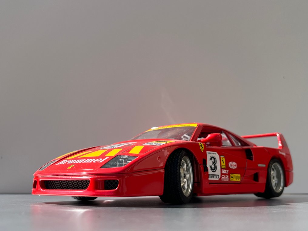 Bburago 1:18 - Modellino di auto da corsa - Ferrari F40 Evoluzione 1992 Brummel - Nuovo, in scatola! Raro con ruote in argento! Edizione originale del 1996! Senza riserva! #4.3