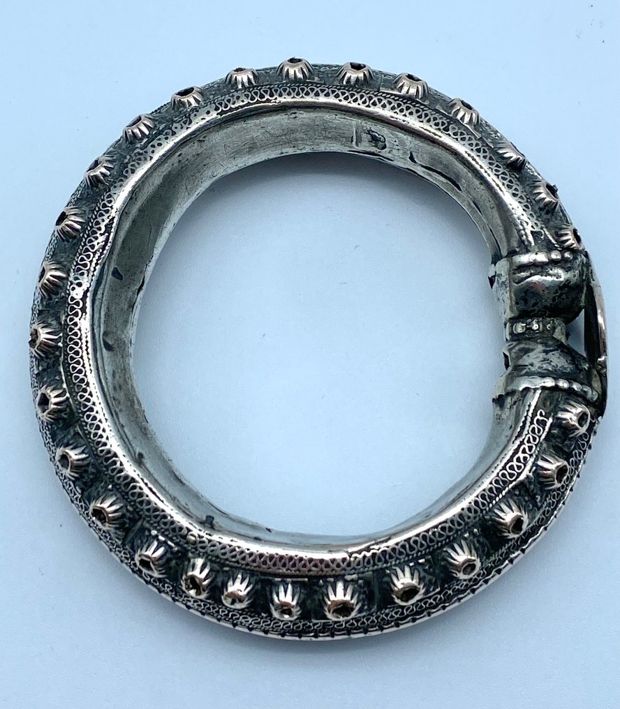 贝都因也门银（已检测）空心芦苇手链 - 银 - 也门 - Early 20th century #1.0