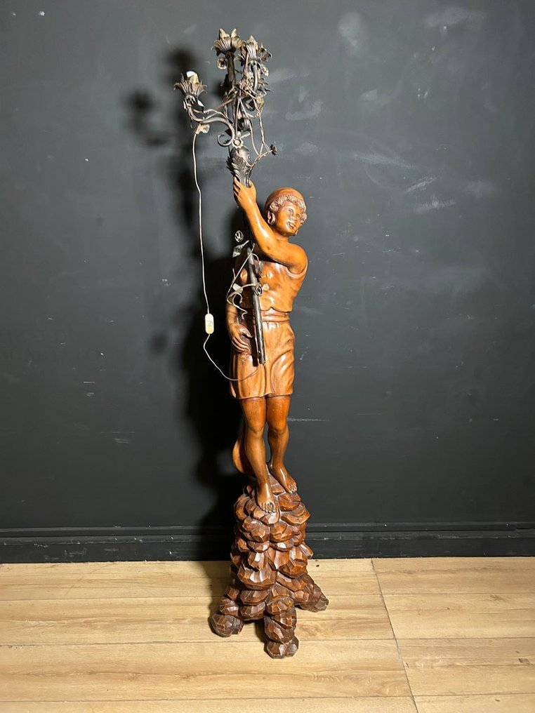 Candelabro de pé - Madeira #1.0