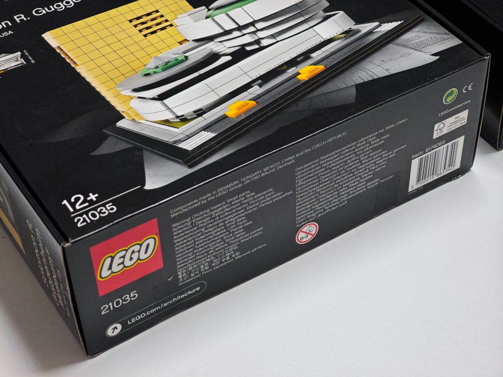 LEGO Set - 21035, 21029 - Architecture - Coppia esclusiva LEGO Architecture MISB: Solomon R. Guggenheim Museum 21035 e Buckingham Palace #4.3