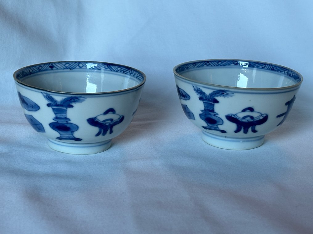 两个迷人的瓷器小杯子 - 瓷器 - 中國 - 清朝（滿族中國）（1692-1911） #1.0