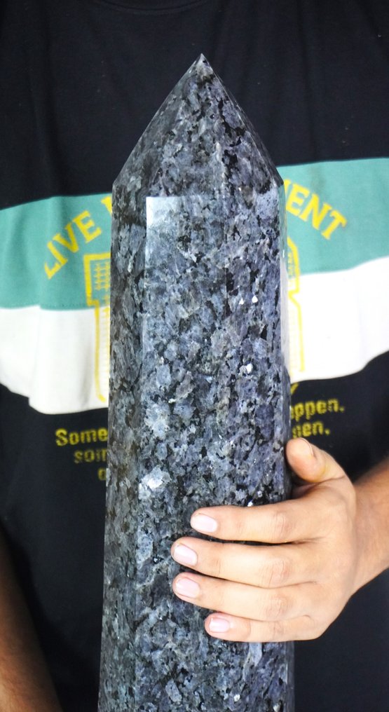 Massive Larvikite Stone – Shimmering Silver-Blue Reflections – Centerpiece Decor Tall Tower - Obelisk - Height: 61 cm - Width: 12.7 cm- 14000 g - (1) #1.0