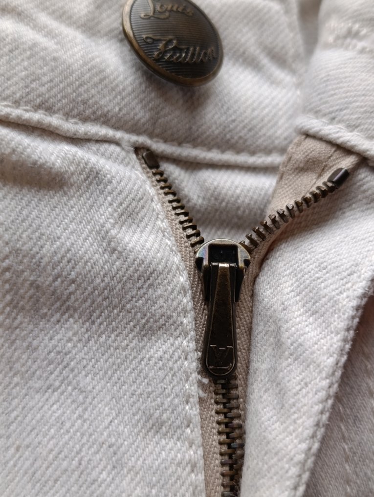Louis Vuitton - Vaqueros #3.2