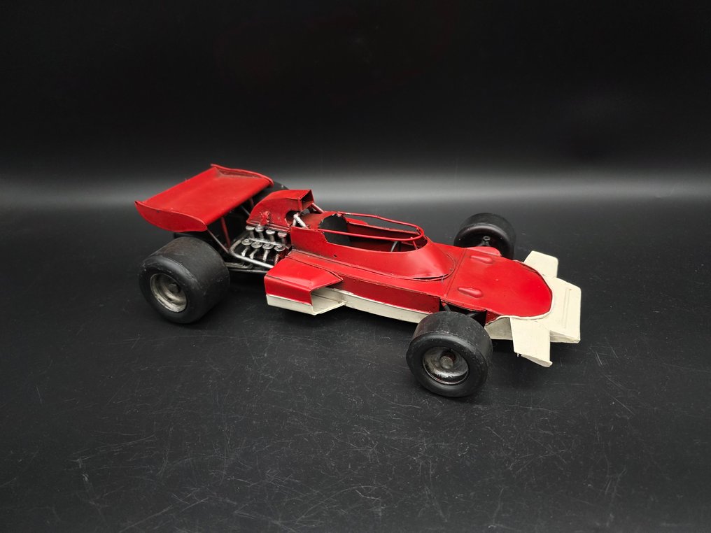 Dekoratív dísz - Vintage Forma-1 autó #1.0