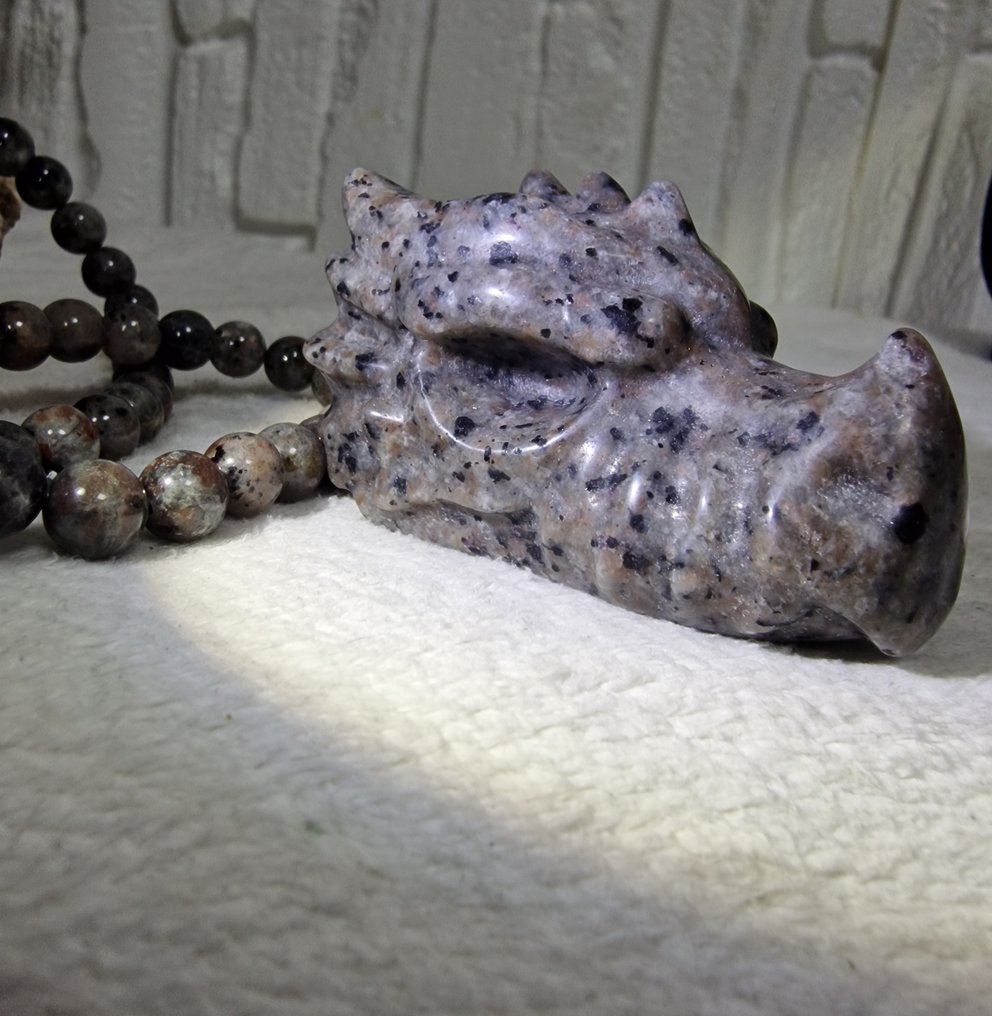 Σετ 'Stone of Truth' - Φυσική φιγούρα δράκου Yooperlite & 2 βραχιόλια από πέτρα φλόγας Yooperlite.- 137.5 g - (2) #2.1